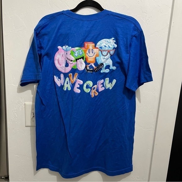 Pink Dolphin Blue Wave Crew Short Sleeve Unisex T Shirt Large - Picture 6 of 6